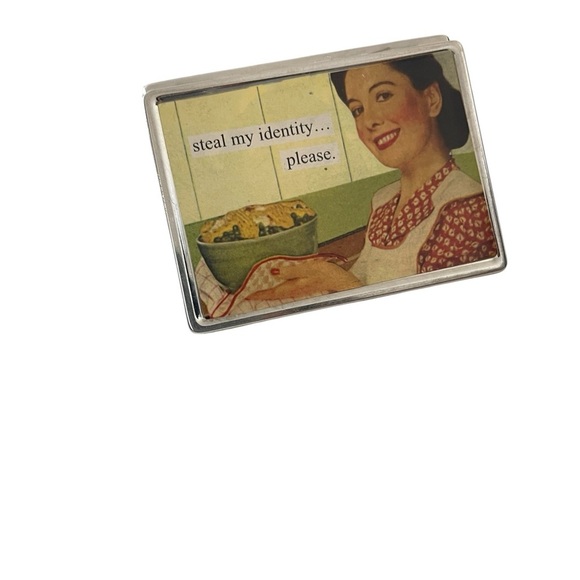 Vintage Reusited "Steal My Identity... Please."
ID holder ID CASE HOLDER - Picture 3 of 6